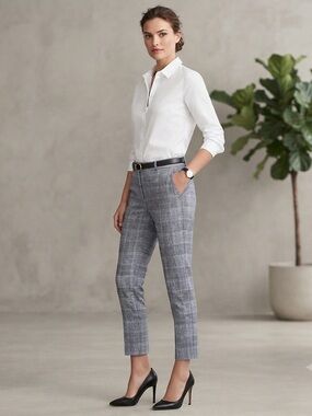 ⁠H&M Plaid Dress Pants Women Gray Black Check Ankle Trousers Business Size 2⁠